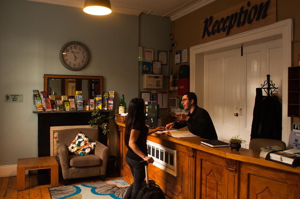 Backpackers Citi Hostel Дъблин Екстериор снимка