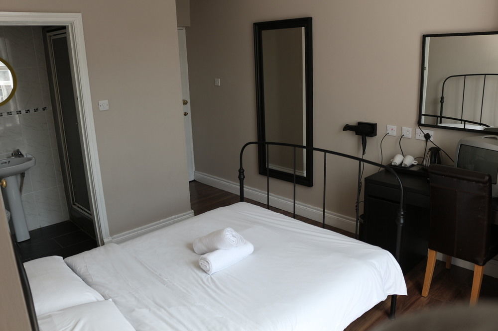 Backpackers Citi Hostel Дъблин Екстериор снимка